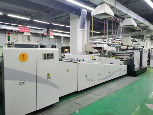 máquina de capa ahorrada barniz ULTRAVIOLETA del punto 9000sph con el rodillo de Anilox
