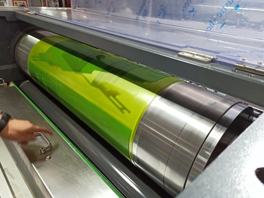máquina de capa ahorrada barniz ULTRAVIOLETA del punto 9000sph con el rodillo de Anilox