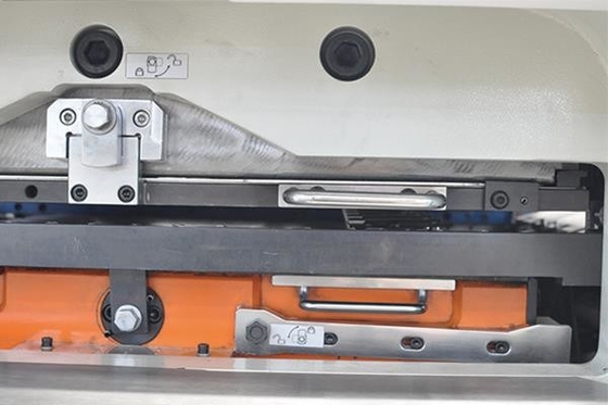 Impresora plana Automatic Foil Stamping y máquina que corta con tintas 1060 x 760m m