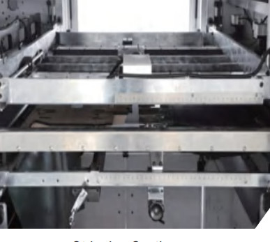 Máquina que corta con tintas de la caja acanalada automática de 1650 x de 1200m m con el desmontaje