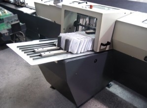 Máquina de recolección automática de 8000 ciclos/h, encuadernadora de libros, 21 orificios