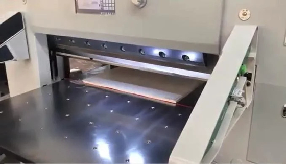 cortador automático plano de papel de la cartulina de Digitaces de la anchura de 1150m m