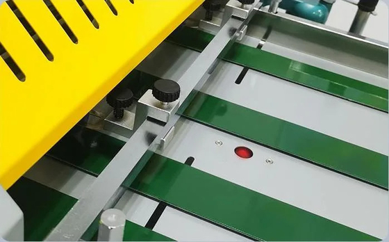Máquina que lamina del pequeño formato de la anchura de EcooGraphix 720m m con los cortadores para el uso de la oficina
