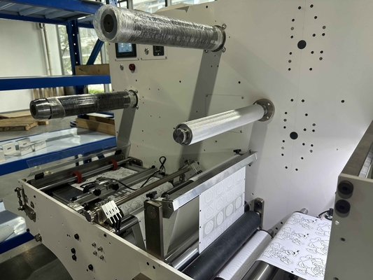 Máquina de corte y rebobinado de etiquetas de rollo a rollo digital inteligente