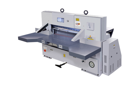 Control automático del programa Máquina de corte de papel de ancho de 780 mm para impresión