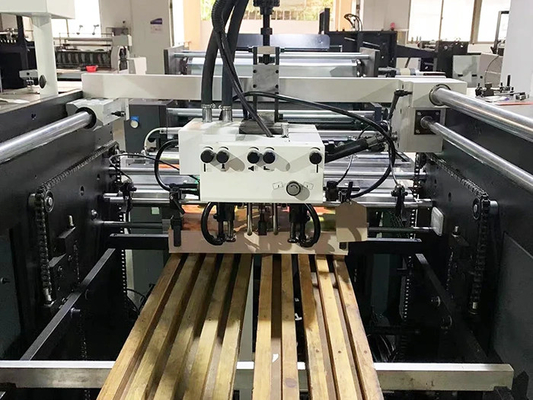 Ecoo Coating-760 Máquina de barnizado UV para materiales de embalaje e impresión
