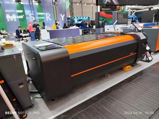 Máquina de planchas CTP de polímero digital FL5080 con 50"×80" Ancho máximo, velocidad de salida de 3~5 m²/h y espesor de plancha de 0,14-6,35 mm