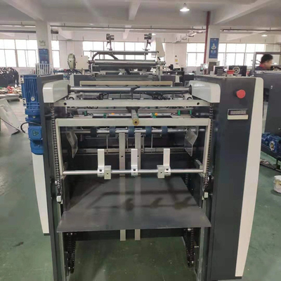 Máquina de laminado de cara única totalmente automática