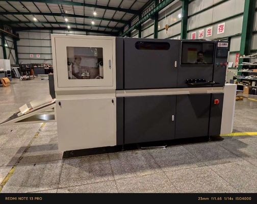 590x760 Máquina digital para el recubrimiento y la película de manchas UV