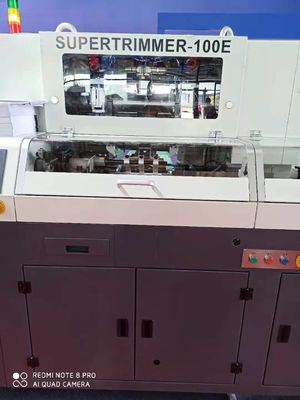 8000 estaciones de Cycles/H 4 ensillan la máquina de atascamiento de libro de la costura