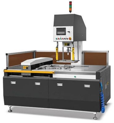 PLC 680*460mm 0,02mm Máquina automática de extracción de material de corte por inyección