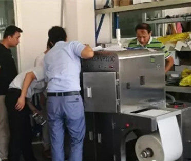 7.2m/Min Digital Label Printing Machine con la medios EA tinta de 330m m