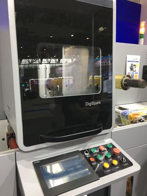 Máquina de impresión de etiquetas digitales EcooGraphix DigiSpark para efectos visuales únicos
