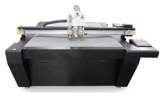 ECOO 1316 Cortador digital de tabla plana para diversos tableros corrugados