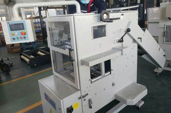 Apilador compensador 15000 Cycles/H 660m m de la costura de silla de montar que alimentan